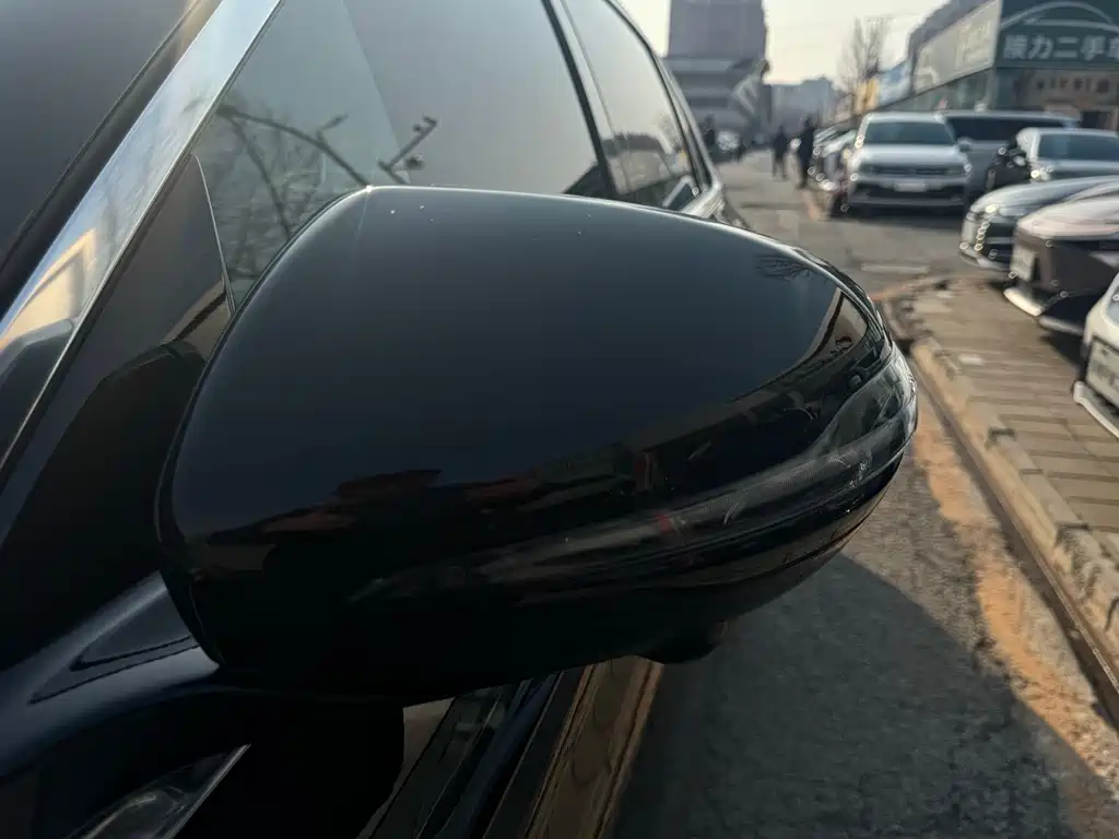 Mercedes-Benz E-Class 2022 Model Three E 300 L Luxury Model купить на сайте DeffCars