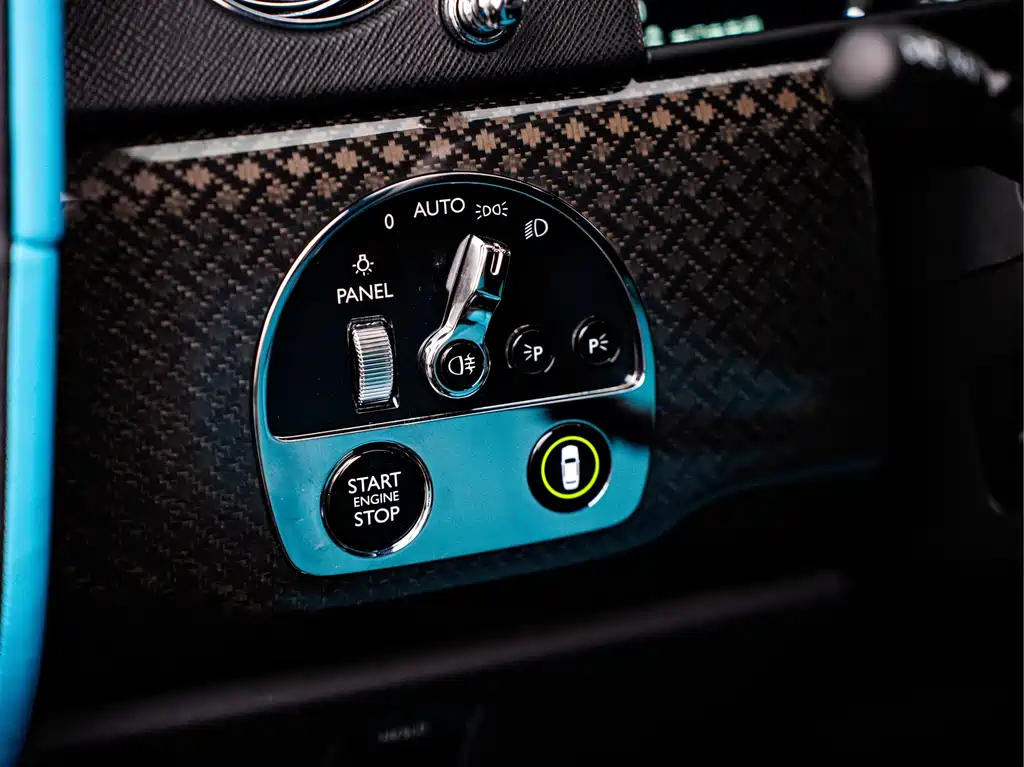 Cullinan 2020 Black Badge купить на сайте DeffCars