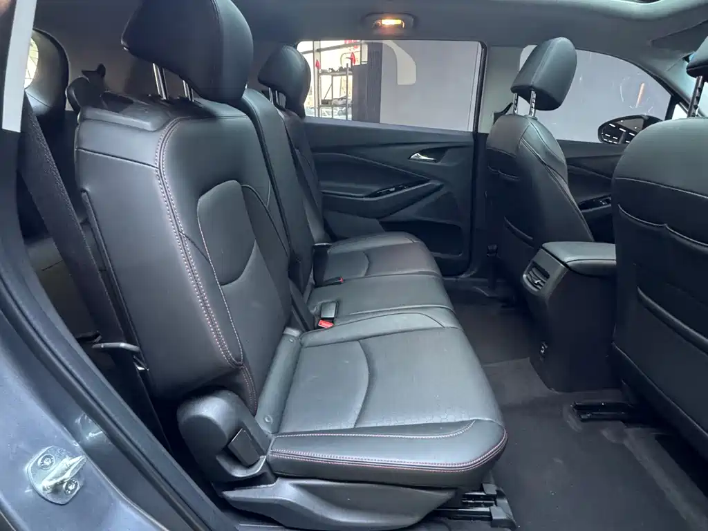 Volando 2020 light hybrid Redline 530T automatic indulgence version (5+2 models) купить на сайте DeffCars