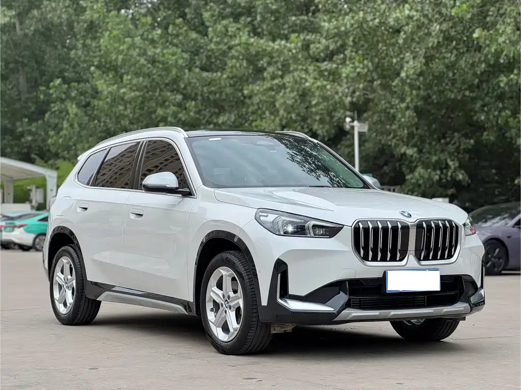 BMW X1 2023 sDrive20Li X Design Package купить на сайте DeffCars