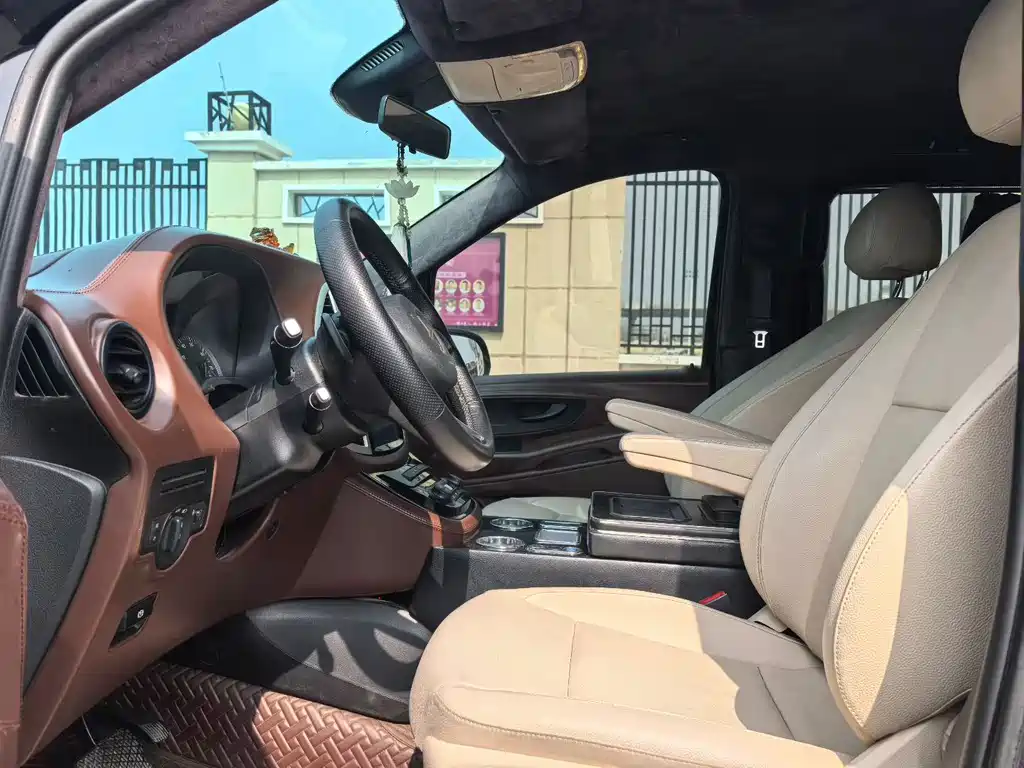 Vito 2018 2.0T Elite Edition 7 seats National VI купить на сайте DeffCars