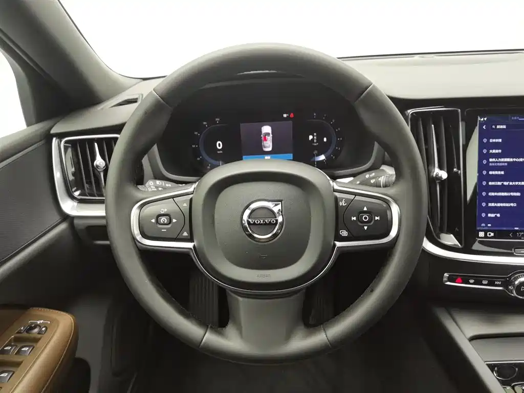 Volvo S60 2023 B4 Zhiyi Luxury Edition купить на сайте DeffCars