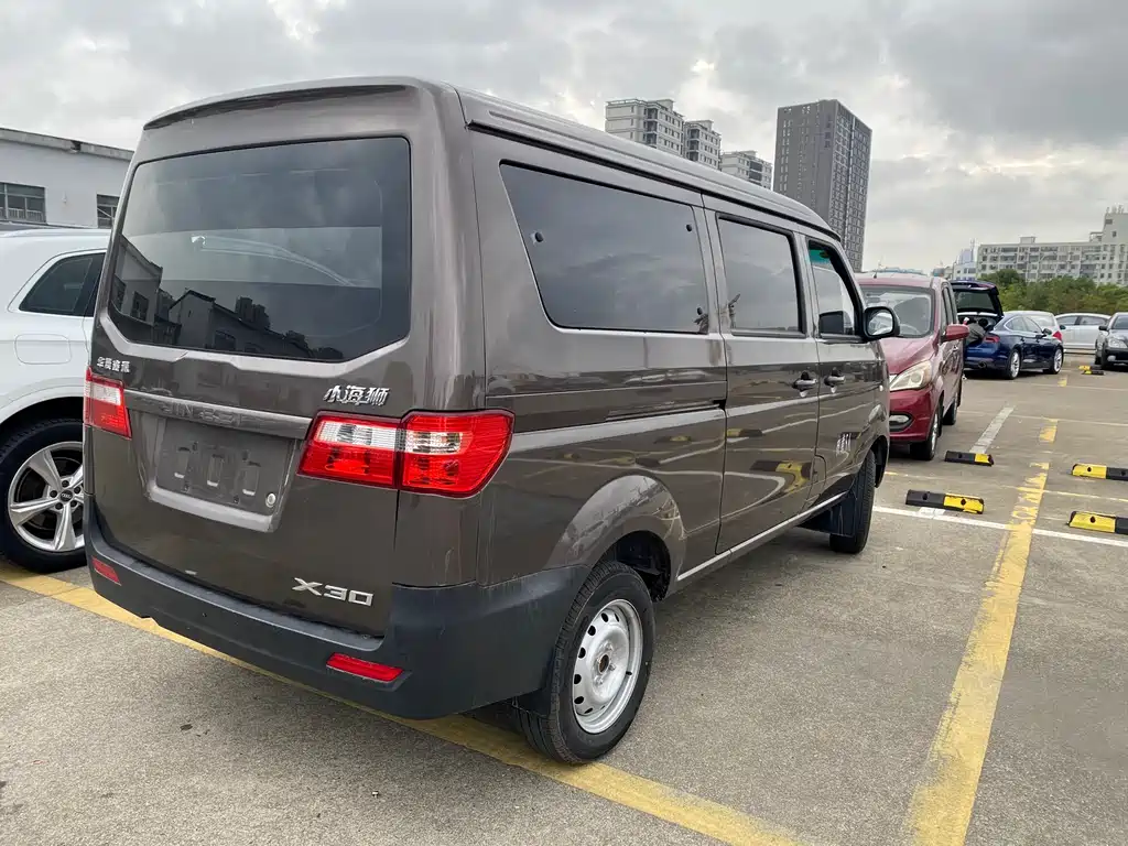 Hiace X30 2020 model 1.5L super model country VI SWC15M купить на сайте DeffCars