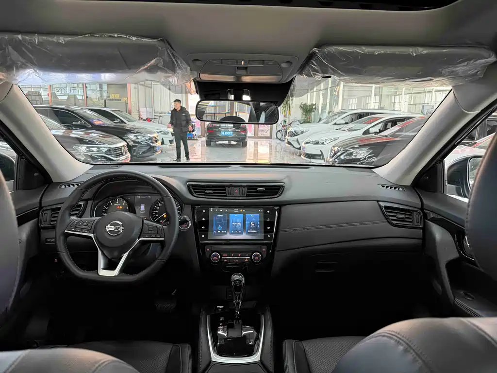 X-Trail 2022 2.0L 2WD Intelligent Comfort Edition купить на сайте DeffCars