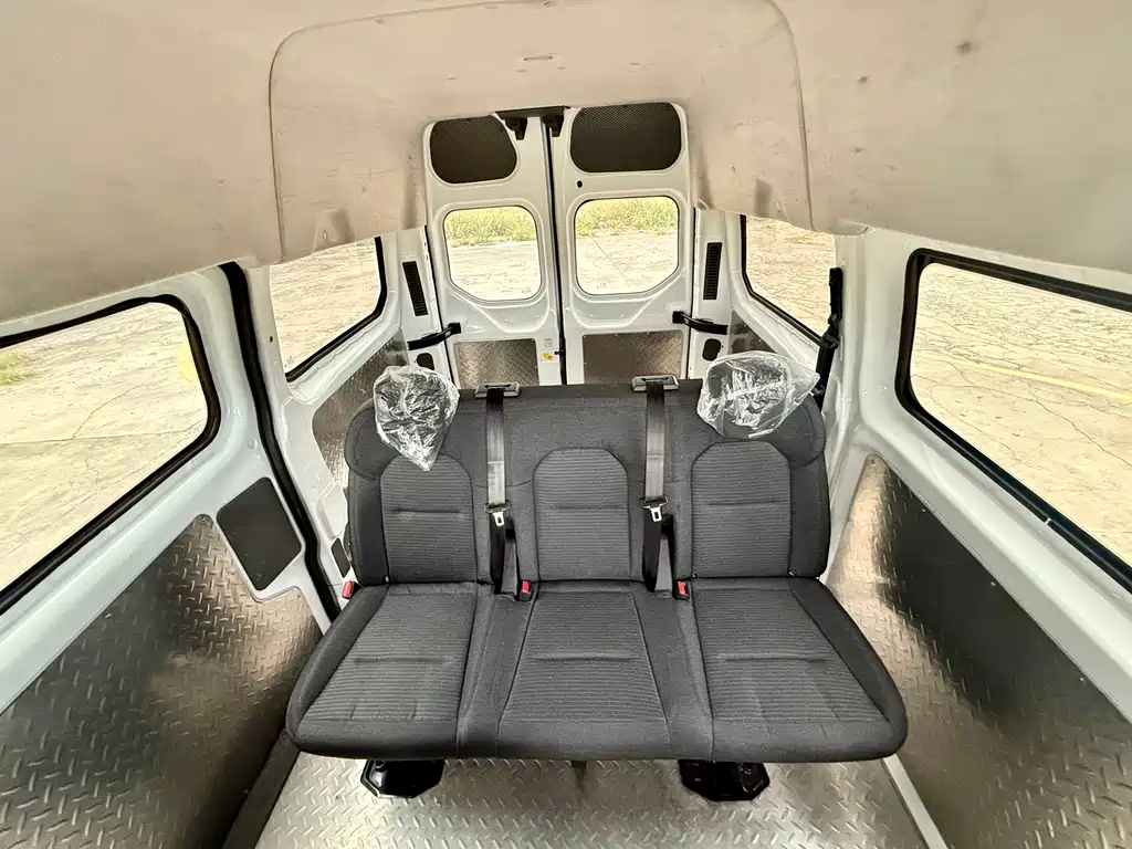 Transit 2023 2.0T diesel manual multi-functional commercial vehicle short-axle mid-roof 5/6 seats купить на сайте DeffCars
