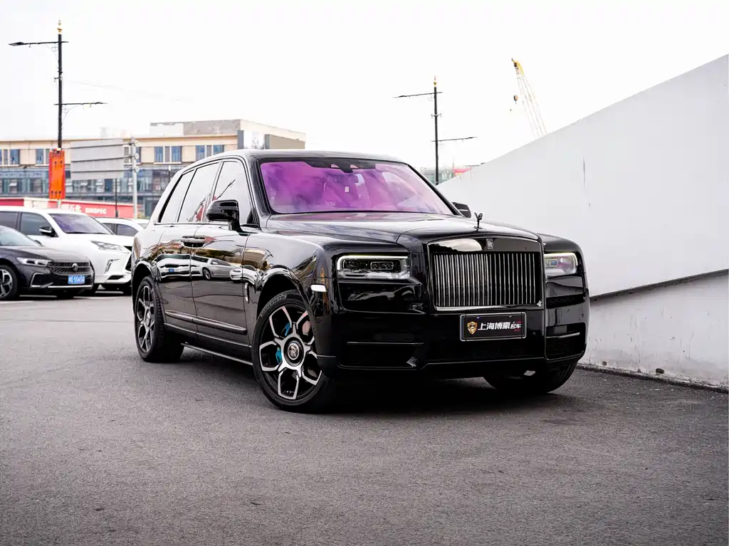 Cullinan 2020 Black Badge купить на сайте DeffCars