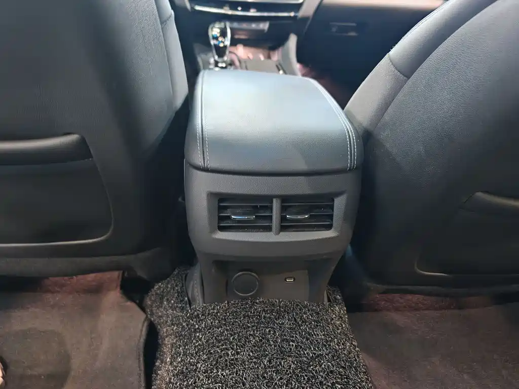 Cadillac CT5 2023 28T Platinum Type купить на сайте DeffCars
