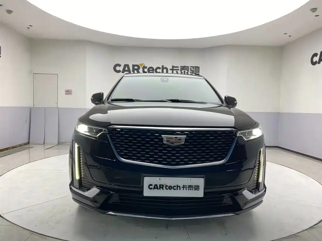 Cadillac XT6 2022 2.0T six-seat two-wheel drive luxury model купить на сайте DeffCars