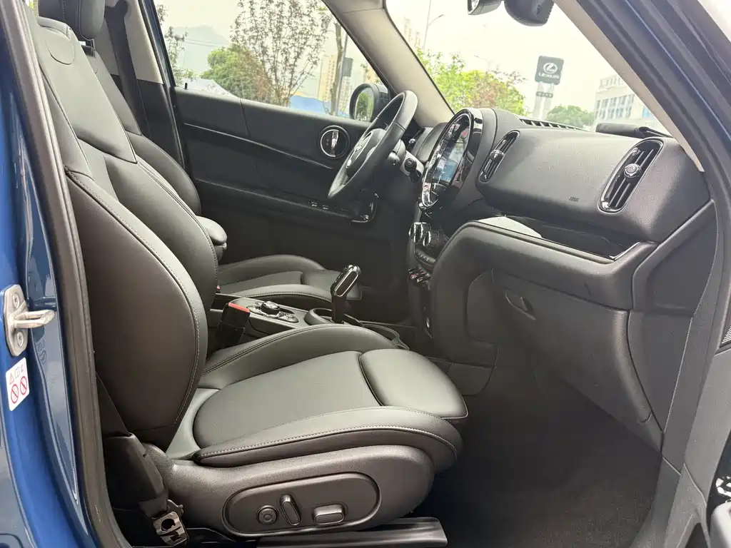 MINI COUNTRYMAN 2021 1.5T COOPER ALL4 купить на сайте DeffCars