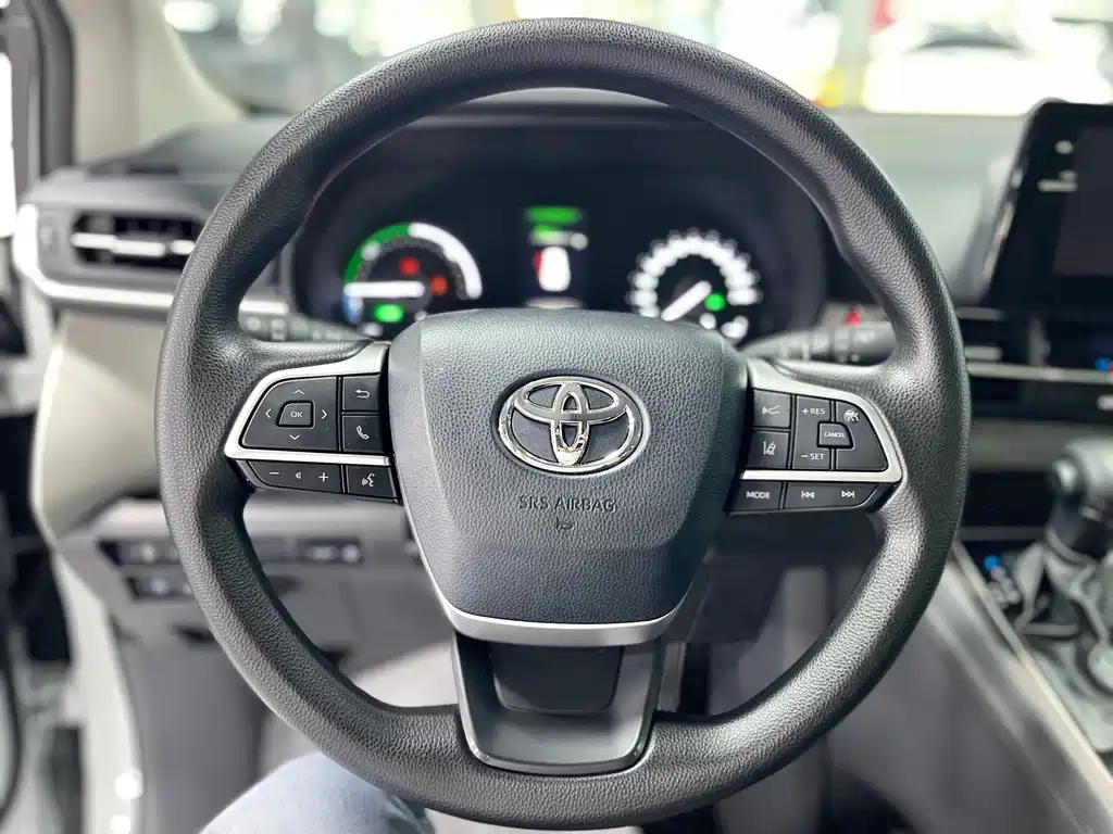 Grevia 2024 2.5L Hybrid Comfort Edition купить на сайте DeffCars
