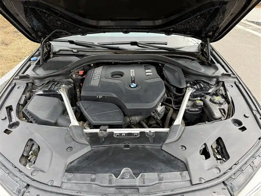 BMW 5 Series 2018 facelift 530Li leading M sports package купить на сайте DeffCars