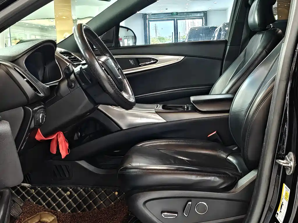 Voyager imported 2019 2.0T two-wheel drive exclusive version, National V купить на сайте DeffCars