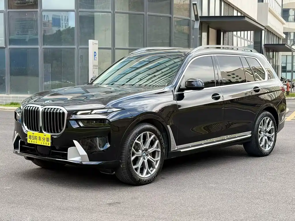 BMW X7 2023 xDrive40i Leading Luxury Package купить на сайте DeffCars