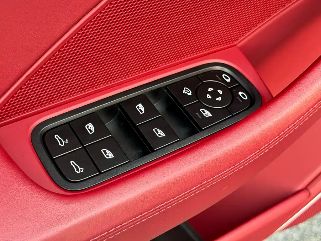 Panamera 2023 Panamera 2.9T Platinum Edition купить на сайте DeffCars