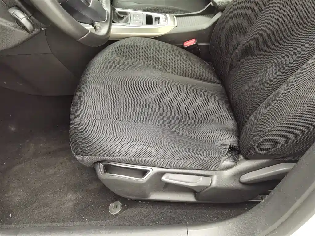 Peugeot 408 2015 1.2T automatic luxury version купить на сайте DeffCars