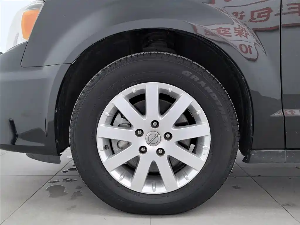 Dajielong imported 2014 3.6L comfort version купить на сайте DeffCars