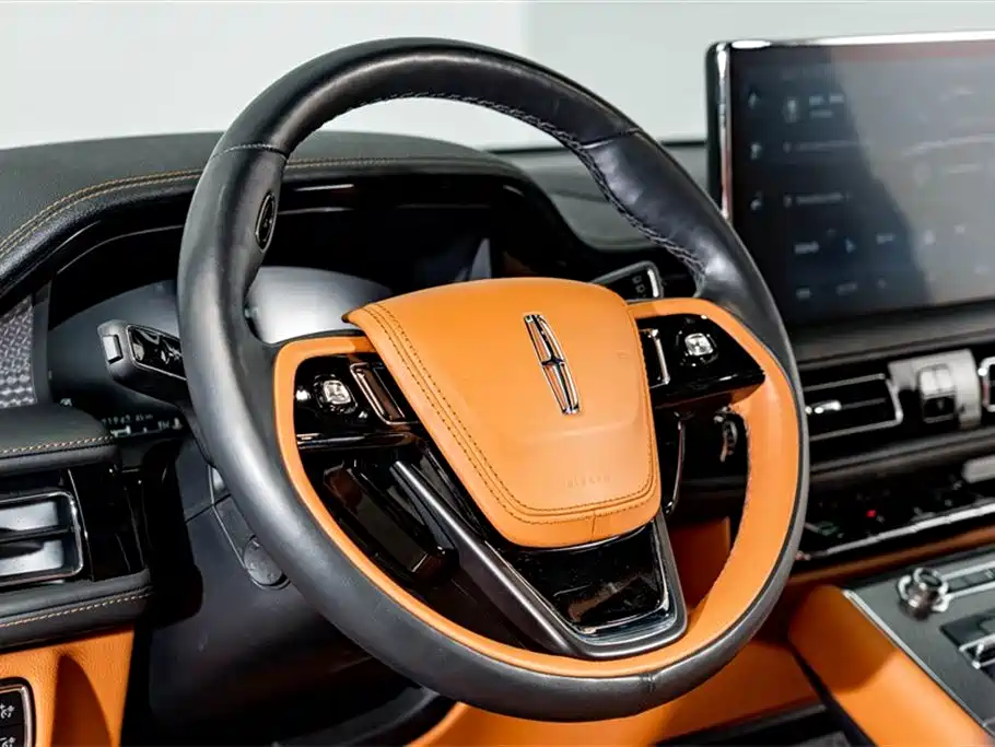 Aviator 2022 3.0T V6 four-wheel drive Presidential Edition купить на сайте DeffCars