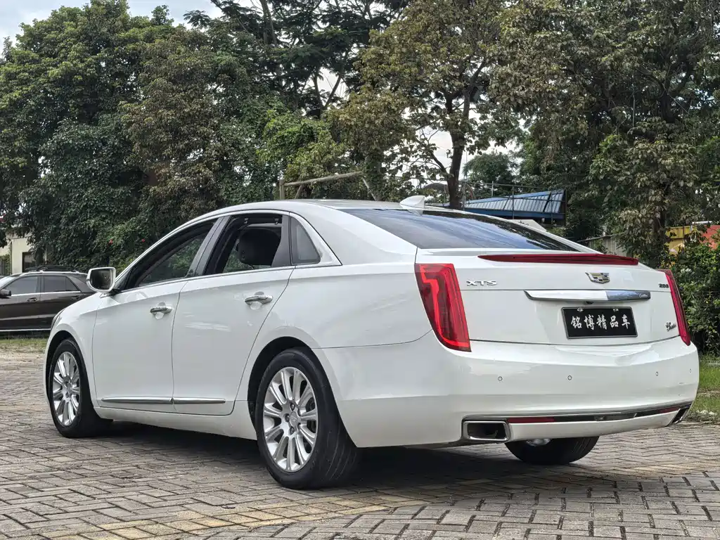 Cadillac XTS 2017 28T luxury model купить на сайте DeffCars