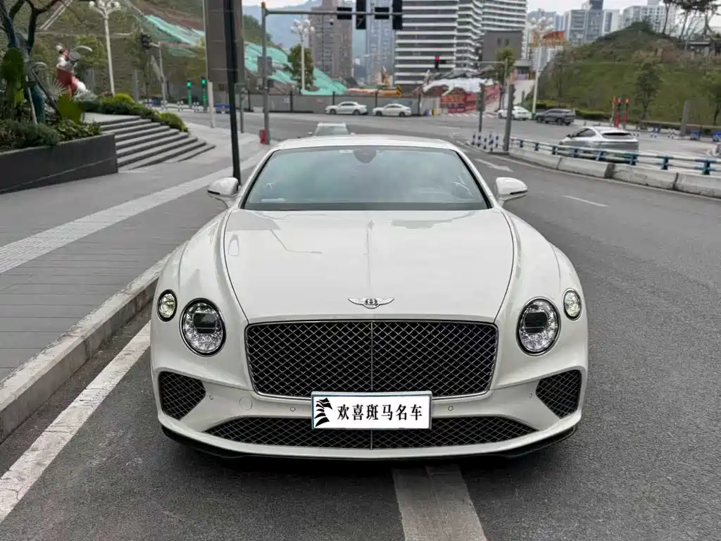 Continental 2020 4.0T GT V8 купить на сайте DeffCars