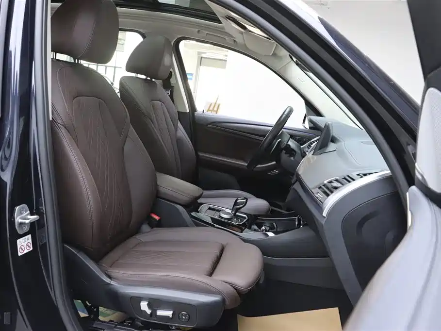 BMW X3 2023 xDrive30i Advanced M Night Package купить на сайте DeffCars