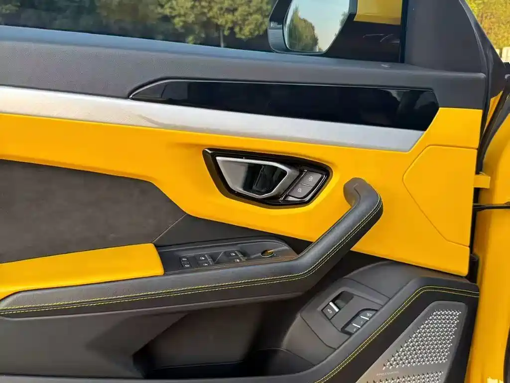 Urus 2021 4.0T V8 купить на сайте DeffCars