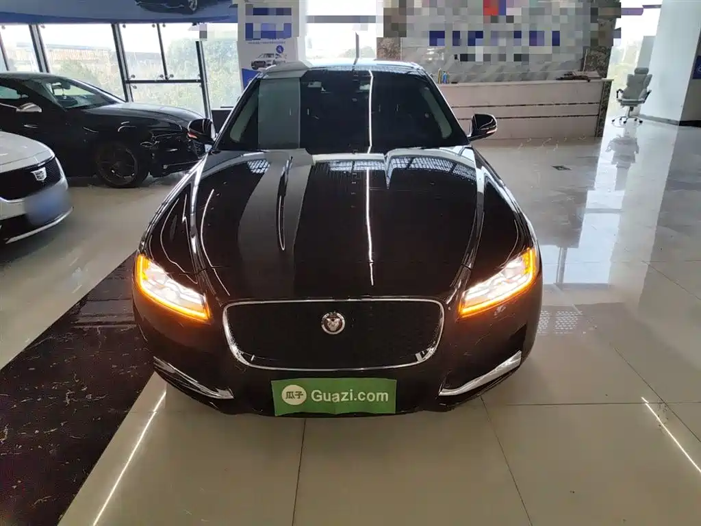 Jaguar XFL 2020 XFL 2.0T P250 two-wheel drive luxury version купить на сайте DeffCars