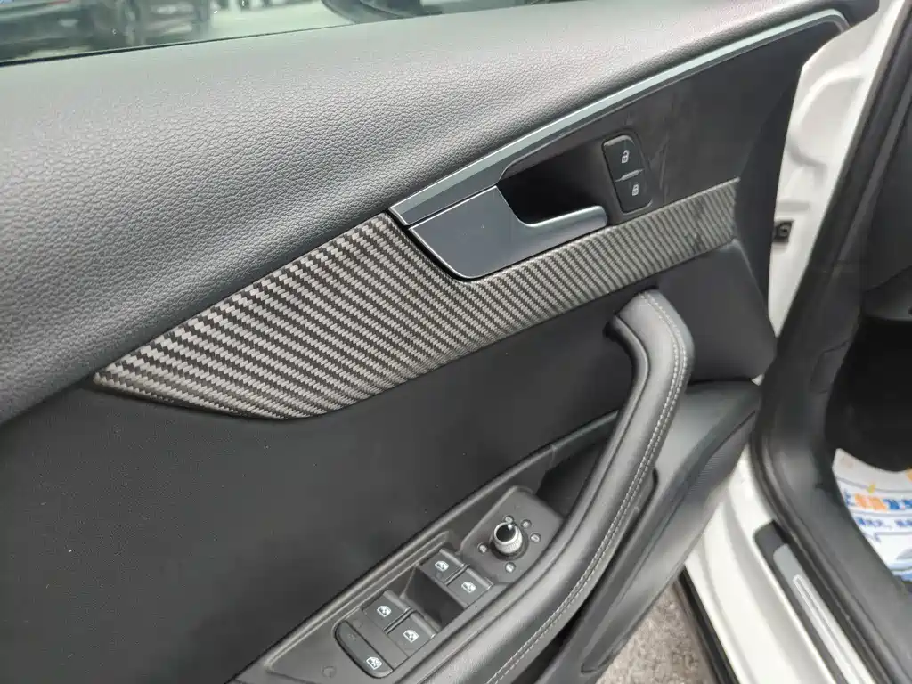 Audi A4L 2022 40 TFSI luxury and dynamic model купить на сайте DeffCars