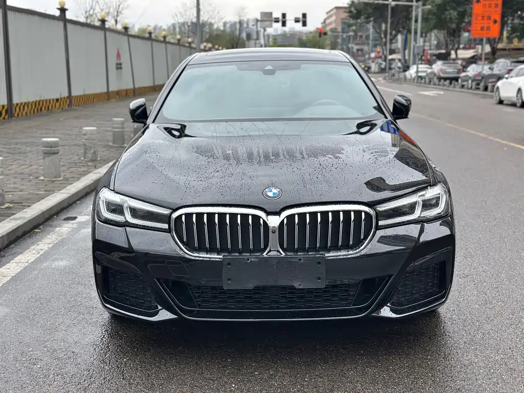 BMW 5 Series 2023 facelift 530Li exclusive M sports package купить на сайте DeffCars