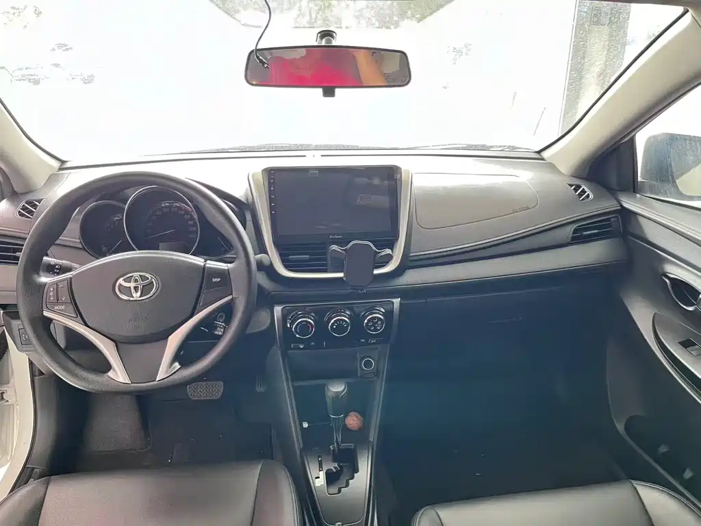 YARiS L 2022 1.5L CVT luxury PLUS version купить на сайте DeffCars