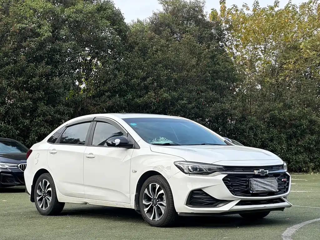 Cruze 2019 RS 330T Automatic Fun Edition National VI купить на сайте DeffCars