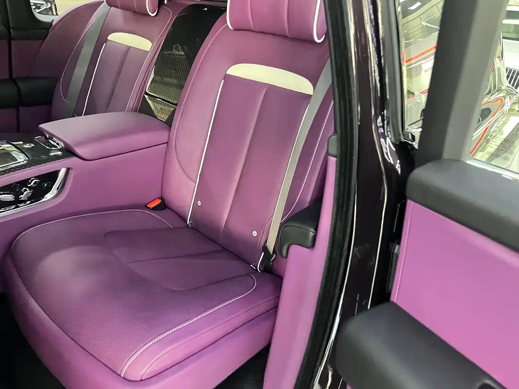 Cullinan 2024 Black Badge купить на сайте DeffCars