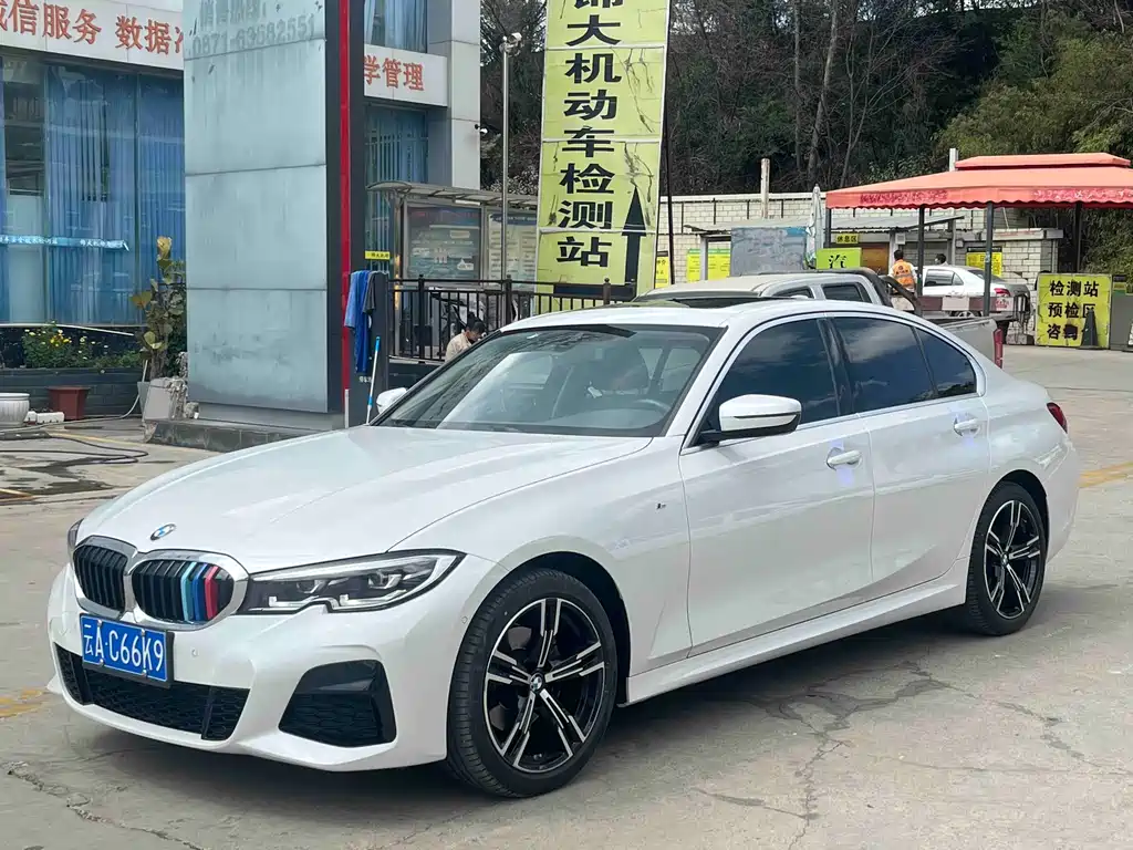 BMW 3 Series 2022 325i M Sports Package купить на сайте DeffCars