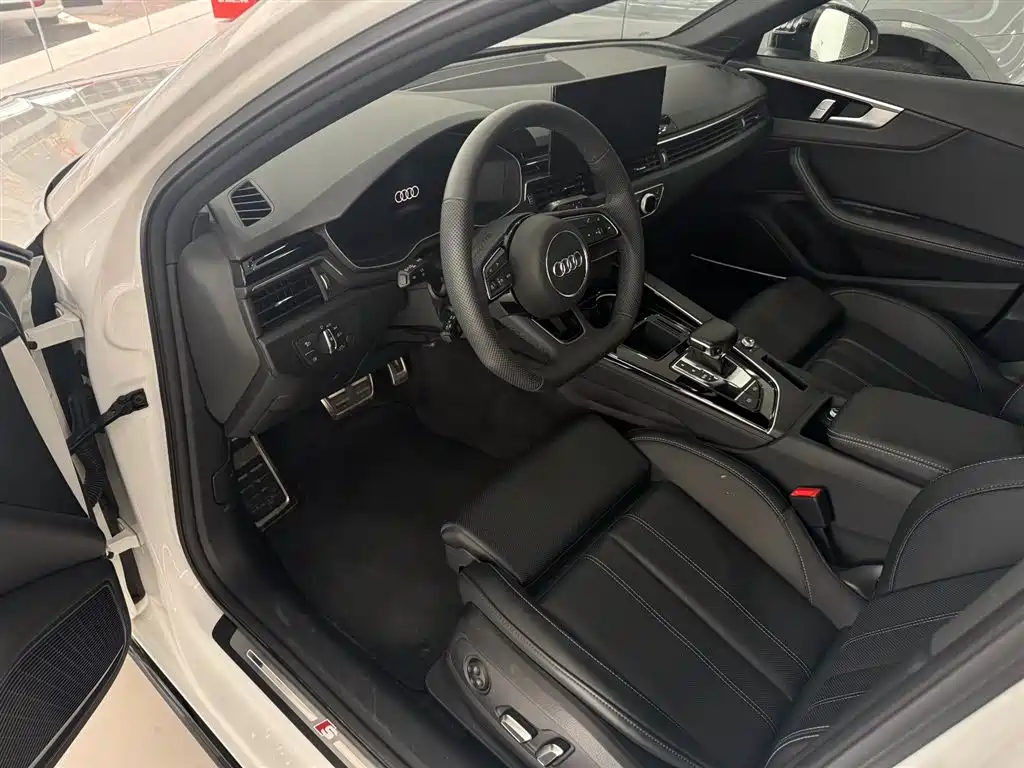 Audi A4L 2025 Model 2 Million Yuexiang Edition 40 TFSI Luxury Dynamic Bu0026O Starry Night Edition купить на сайте DeffCars