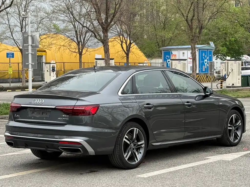 Audi A4L 2020 40 TFSI luxury and dynamic model купить на сайте DeffCars