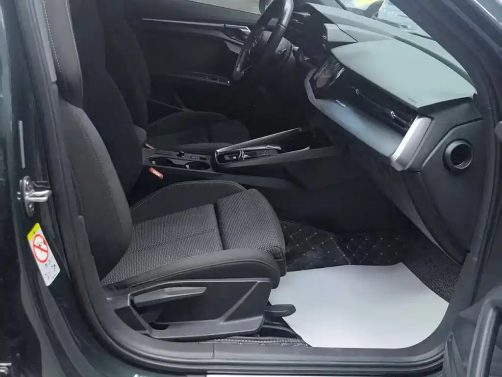 Audi A3 2021 A3L Limousine 35 TFSI Fashionable and Sporty купить на сайте DeffCars