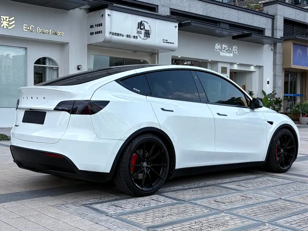 Model Y 2022 Performance high-performance all-wheel drive version купить на сайте DeffCars