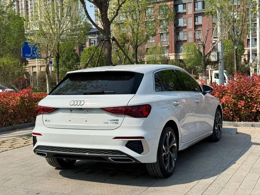 Audi A3 2023 Sportback 35 TFSI stylish and sporty купить на сайте DeffCars