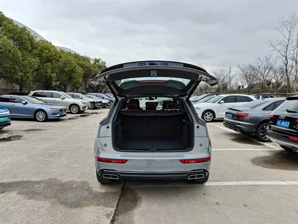 Audi Q5L 2025 45 TFSI luxury and dynamic model купить на сайте DeffCars