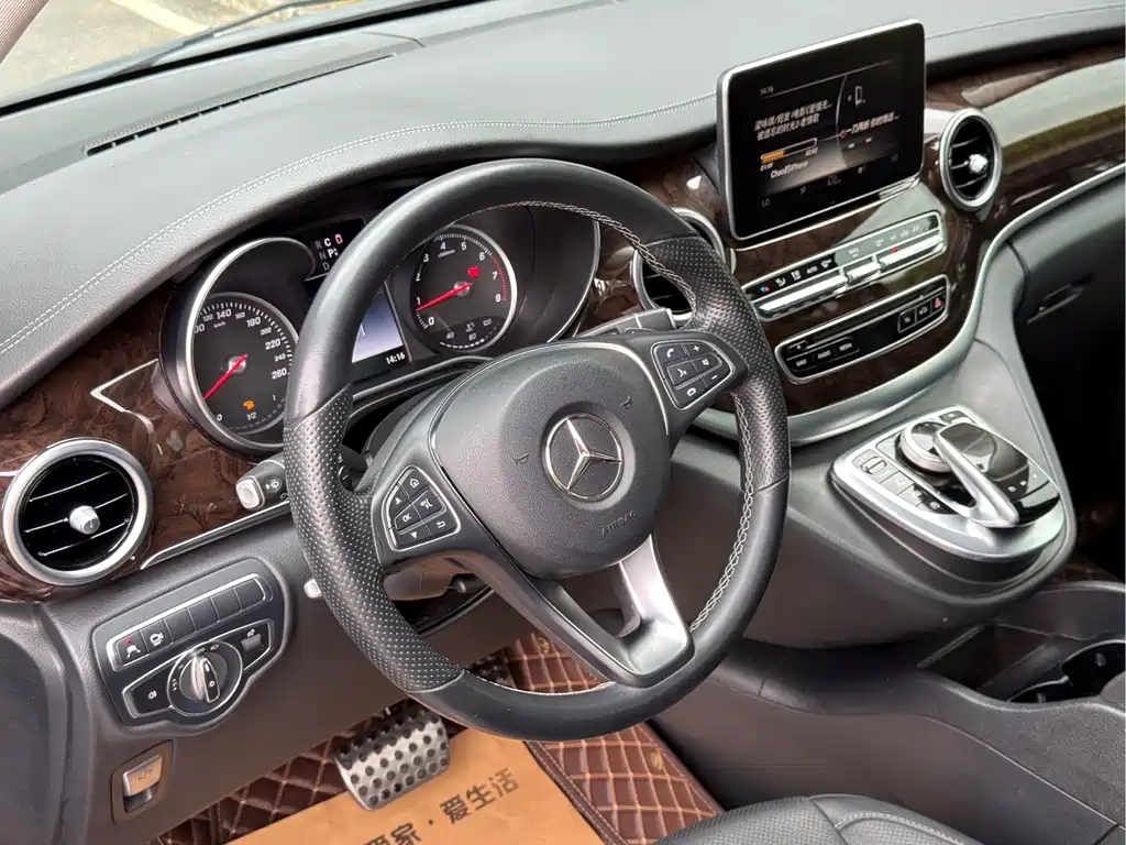 Mercedes-Benz V-Class 2018 V 260 Premium Edition National V купить на сайте DeffCars