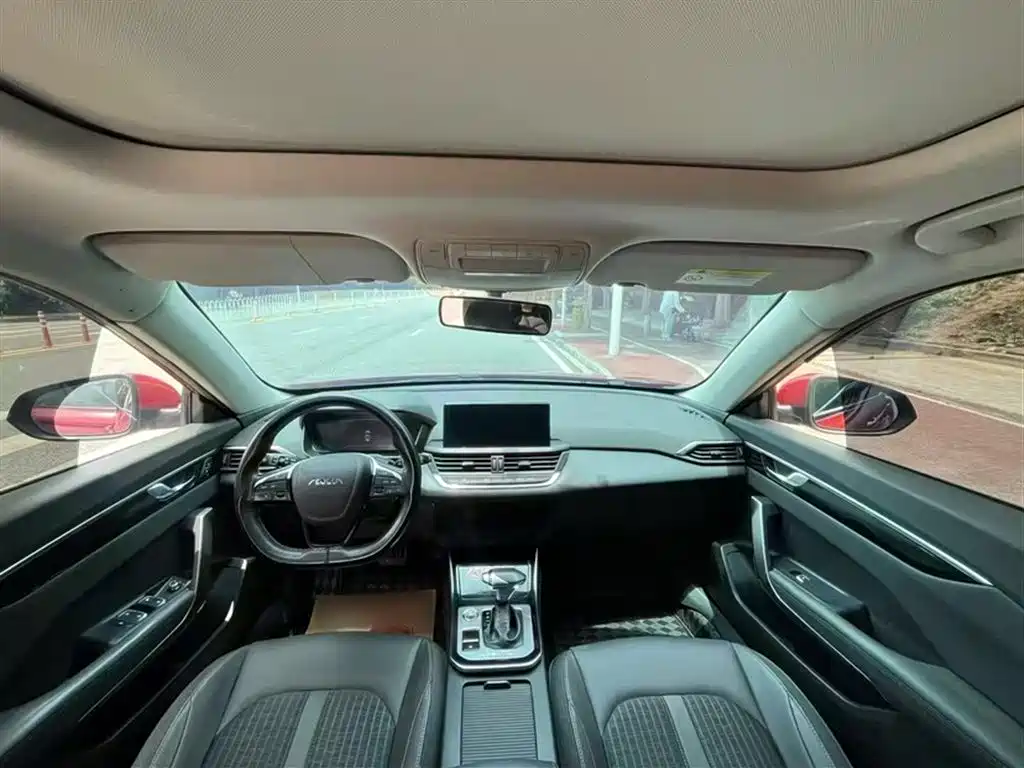 Yixuan GS 2020 230T automatic cross-eye version купить на сайте DeffCars