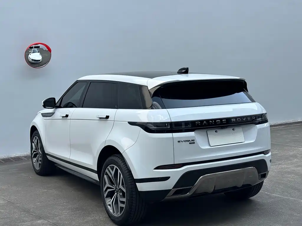 Range Rover Evoque 2022 facelift Evoque L 249PS R-Dynamic Deluxe Edition купить на сайте DeffCars