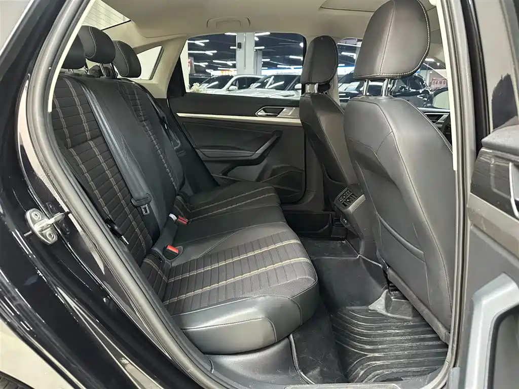 Lavida 2021 280TSI DSG Comfort Edition купить на сайте DeffCars