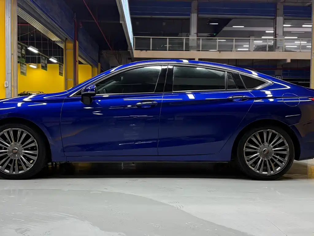 Hongqi H5 2020 1.8T automatic smart connected flag version купить на сайте DeffCars