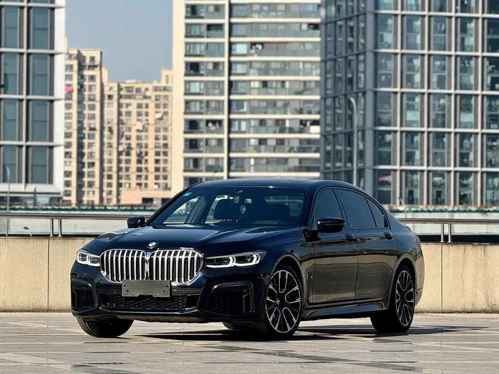 BMW 7 Series 2019 740Li Exclusive M Sports Package купить на сайте DeffCars