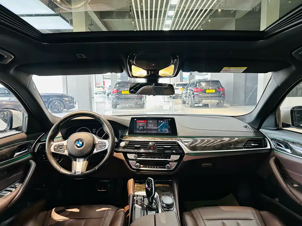 BMW 5 Series 2019 525Li M Sports Package купить на сайте DeffCars