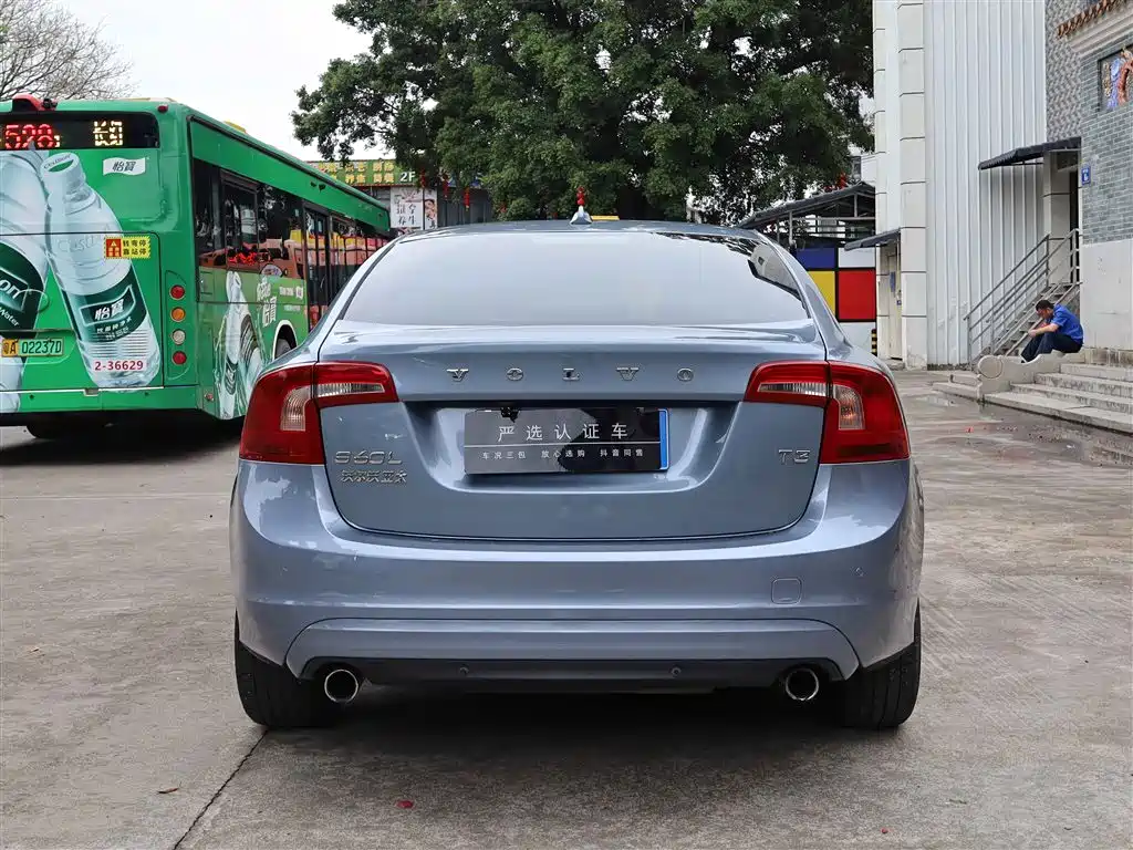 Volvo S60 2018 S60L T3 Smart Edition купить на сайте DeffCars