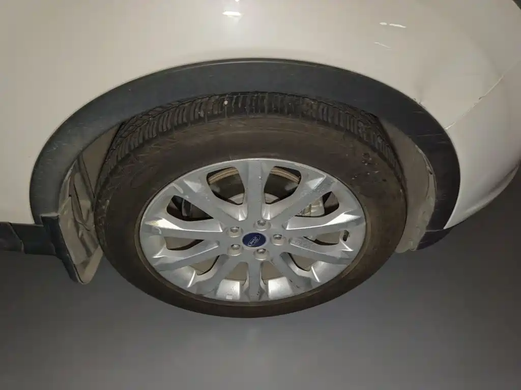 Escape 2015 1.5L GTDi two-wheel drive stylish model купить на сайте DeffCars