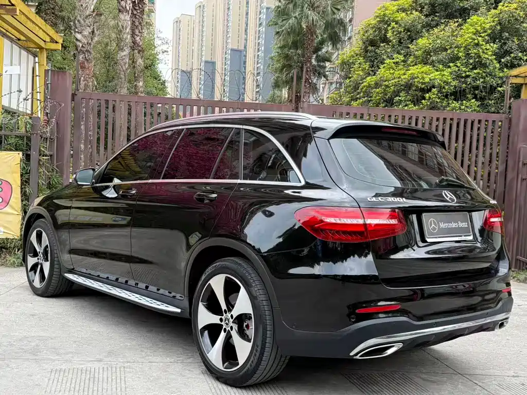 Mercedes-Benz GLC 2018 GLC 300 4MATIC luxury model купить на сайте DeffCars