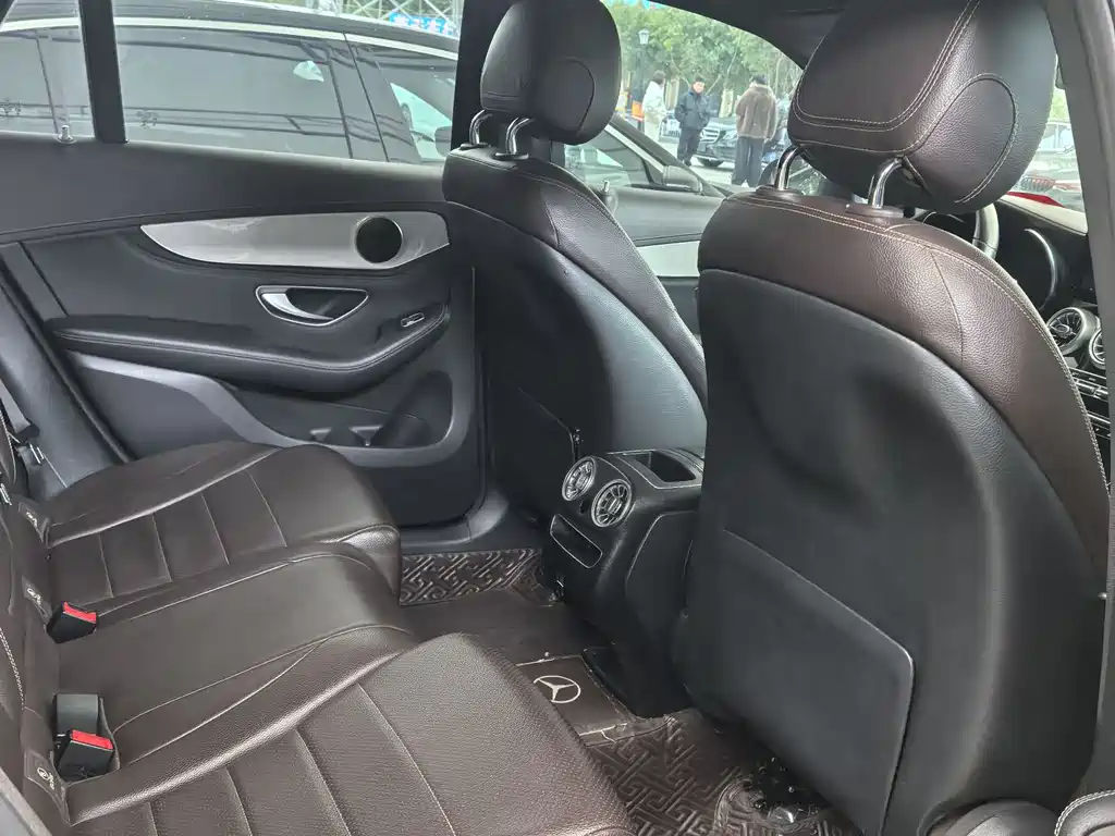 Mercedes-Benz GLC 2020 facelift GLC 260 L 4MATIC dynamic купить на сайте DeffCars