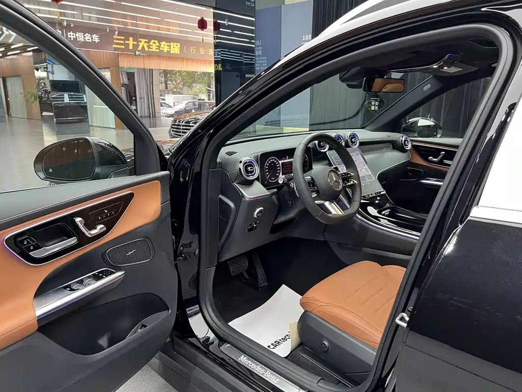 Mercedes-Benz GLC 2024 GLC 260 L 4MATIC luxury model 5 seats купить на сайте DeffCars